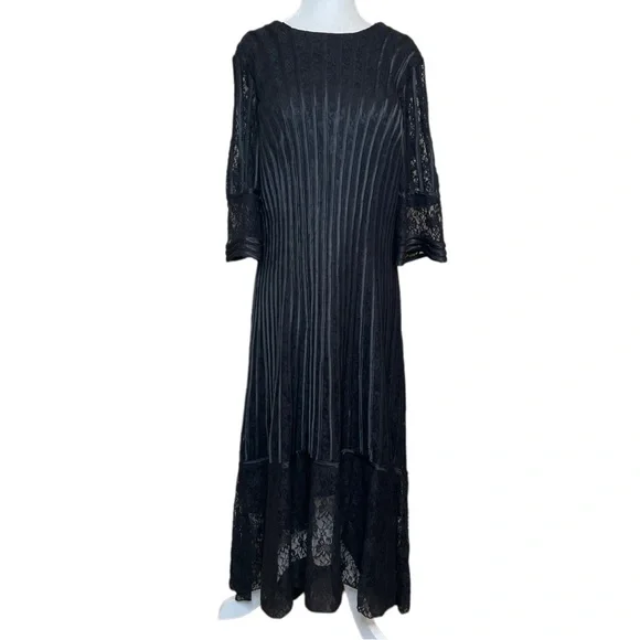 green emerald velvet dress Luna Gown